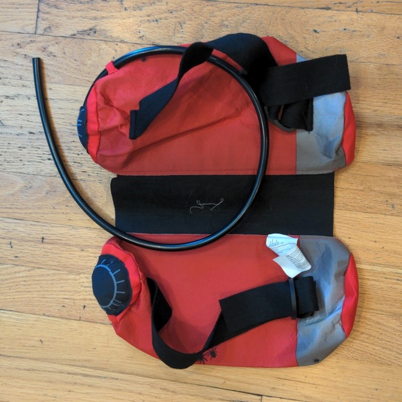 Exterminator Costume - Picture 10 of 11